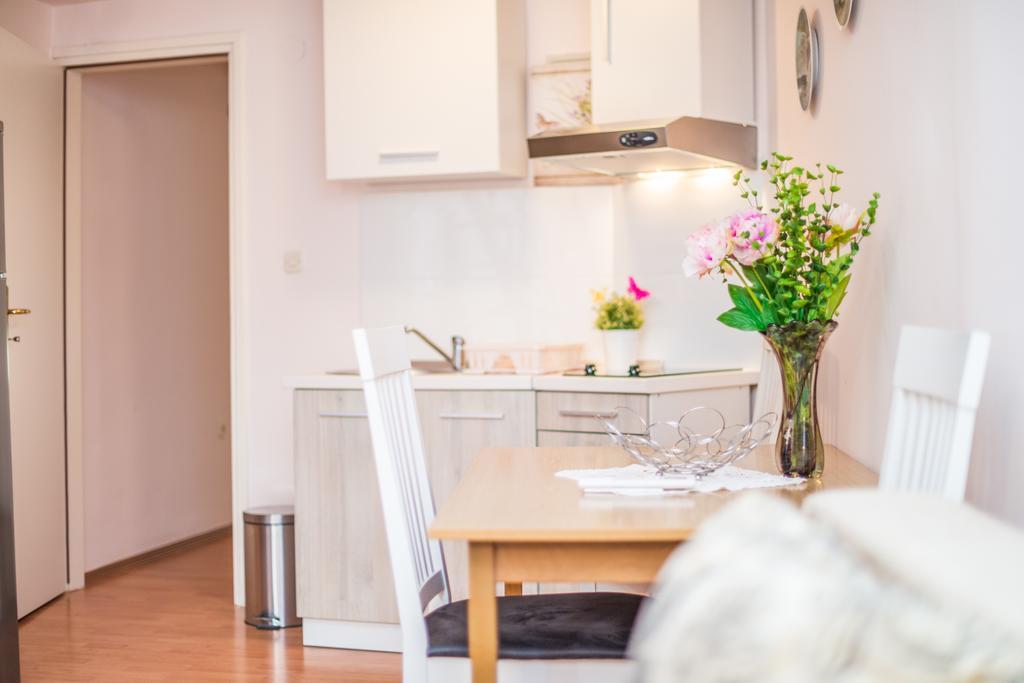 Apartments Dominik Ρόβινι Εξωτερικό φωτογραφία