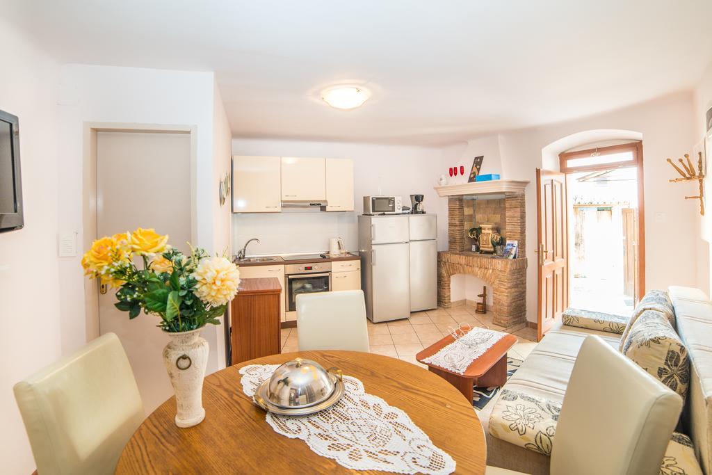 Apartments Dominik Ρόβινι Εξωτερικό φωτογραφία